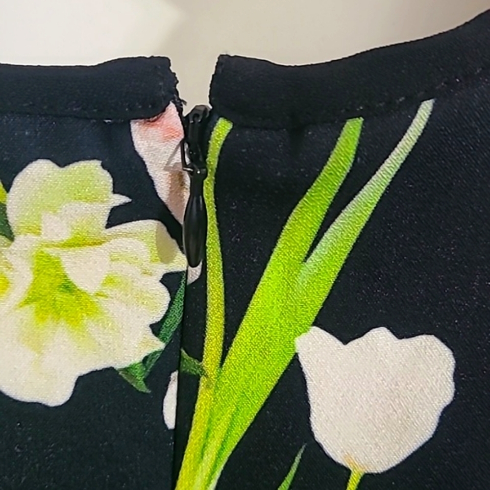 Victoria Beckham Floral Spring Sleeveless Mini-Dress, Size Medium - Picture 7 of 9